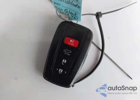 2021 Toyota Highlander Hybrid Le z USA, uszkodzony, nr VIN 5TDBBRCH4MS050461